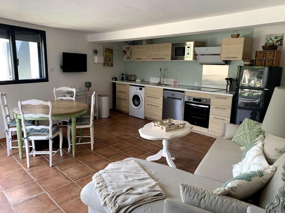 Appartement Bas De Maison Lavilledieu  Exterior foto